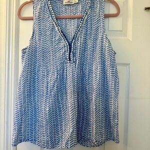 Vineyard Vines Blue and White Chevron Top